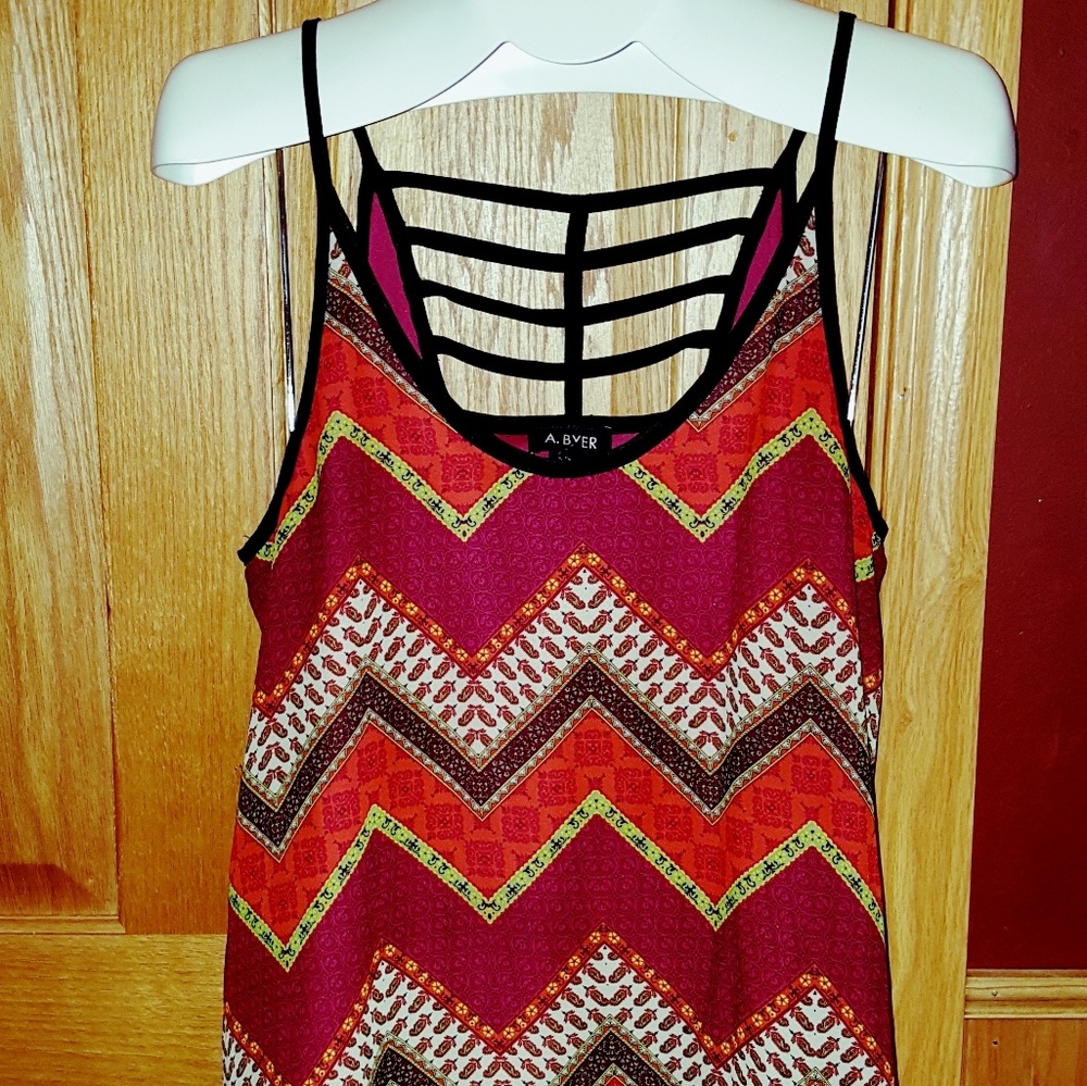 A. Byer Ladies top sz XL